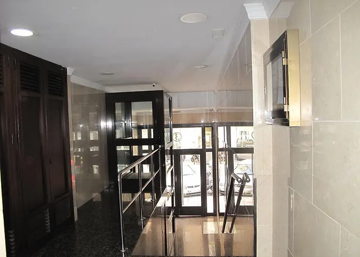Apartment Amadeo Vives 3 *